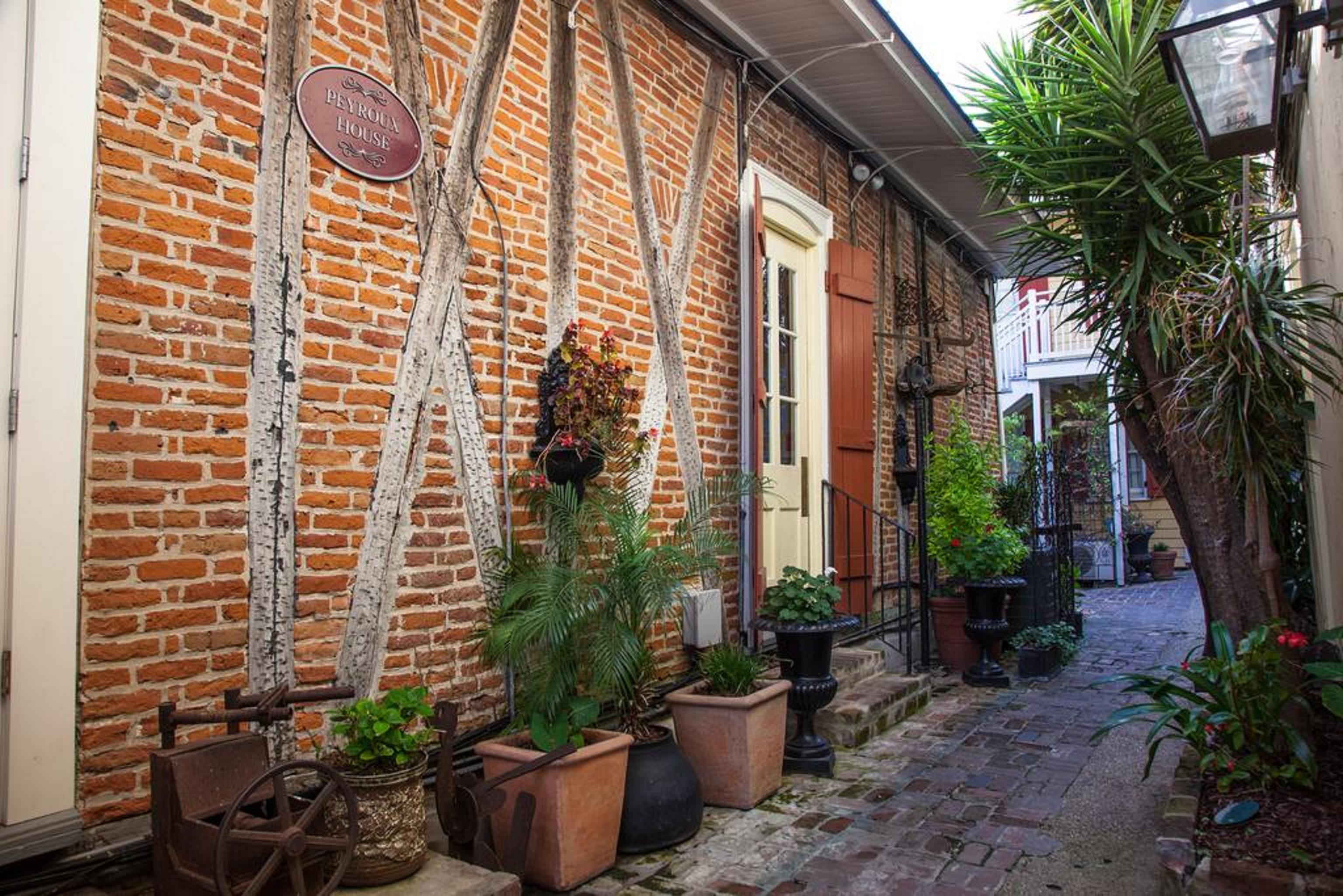 Hotel St. Pierre French Quarter New Orleans Eksteriør billede